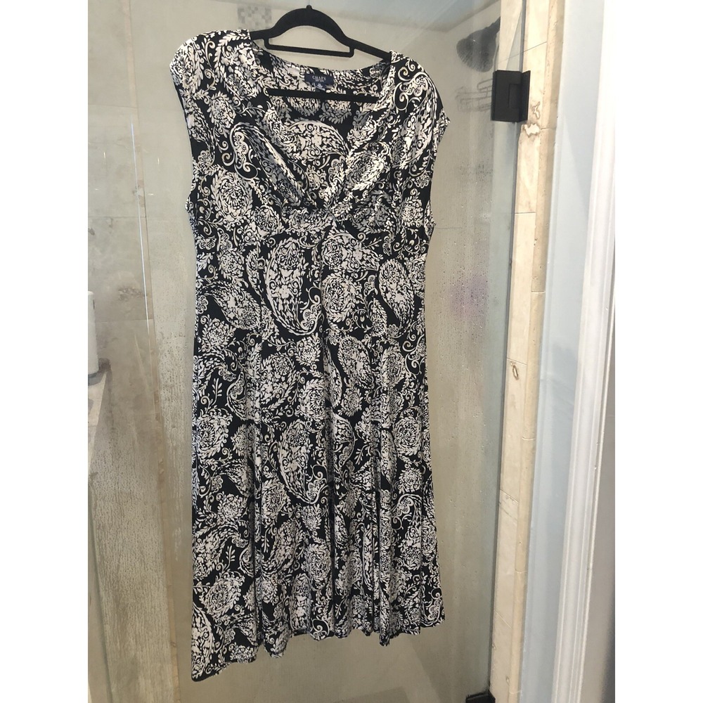 CHAPS Womens XL Sleeveless V-Neck Black White Paisley Midi Maxi Dress
